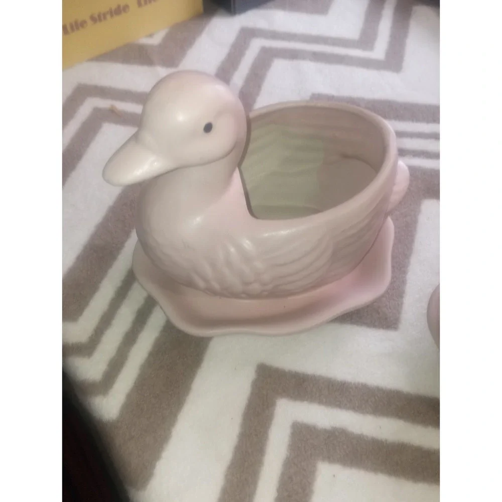 Natural Clay Duck/ Goose Plated Underplate Soft Pink 6 1/4x6.5‎ Inch (1)